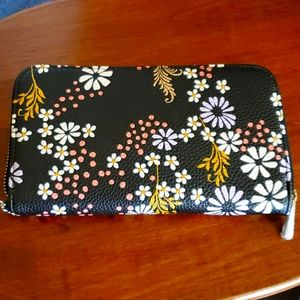 Thirty One All about the Benjamins wallet